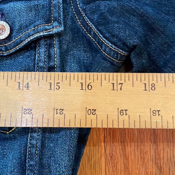 FRX Clothing Women’s Jean Jacket Size Medium Blue Fitted waist Made in USA - Picture 6 of 13